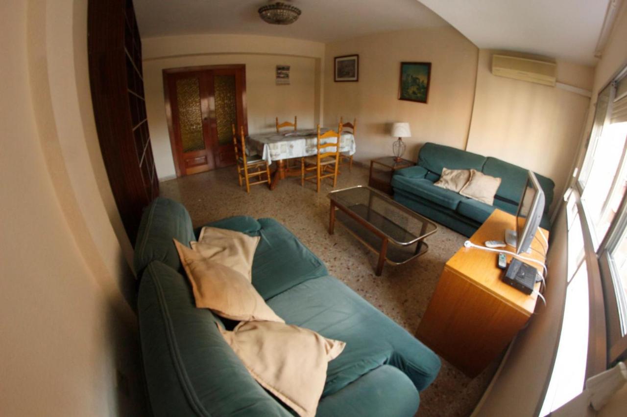 Bigger Flat For Holiday Near Beach Ideal For Familie With Climatisacion Valencia Exteriör bild